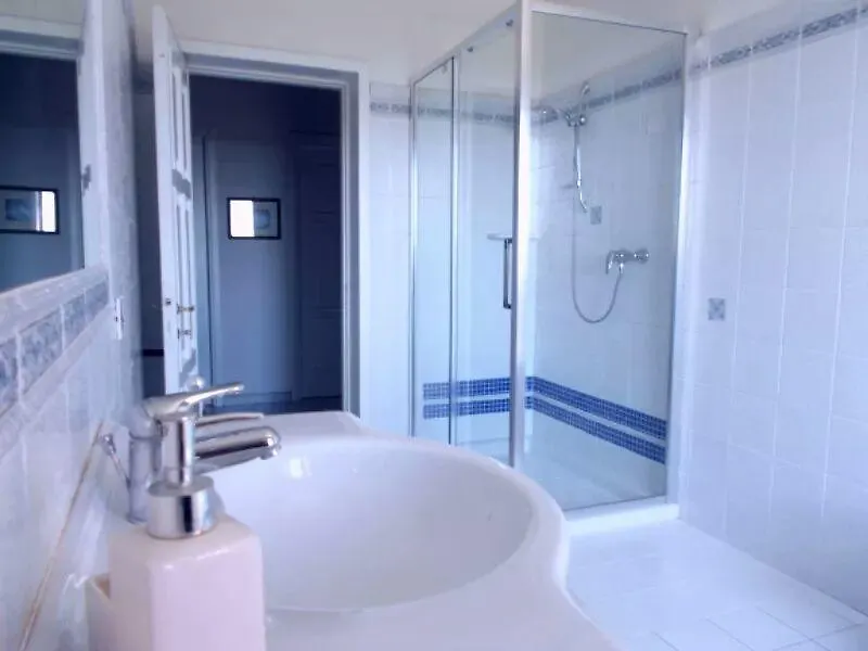 West Coast Bed & Breakfast Cabras