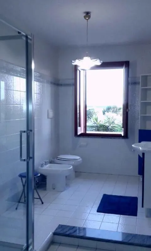 West Coast Bed & Breakfast Cabras Italy