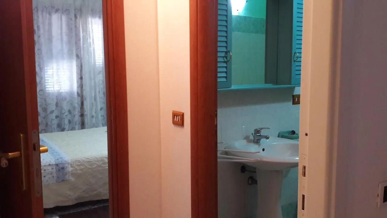 West Coast Bed & Breakfast Cabras Italy